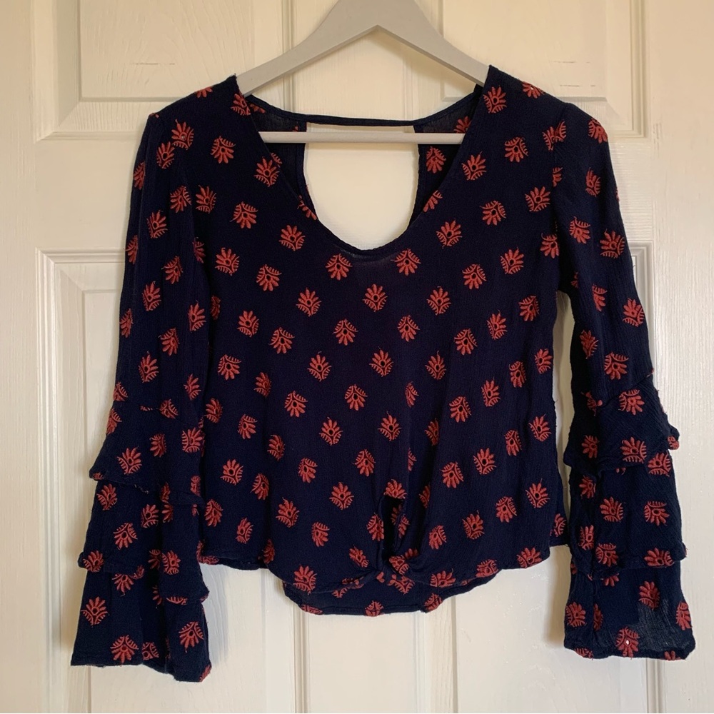 Lucy Love top with front tie accent